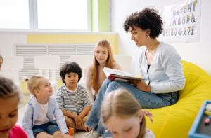 Certificación en Auxiliar Educativo (Tercer adulto, sustituto o voluntario en Centros de Educación Temprana)